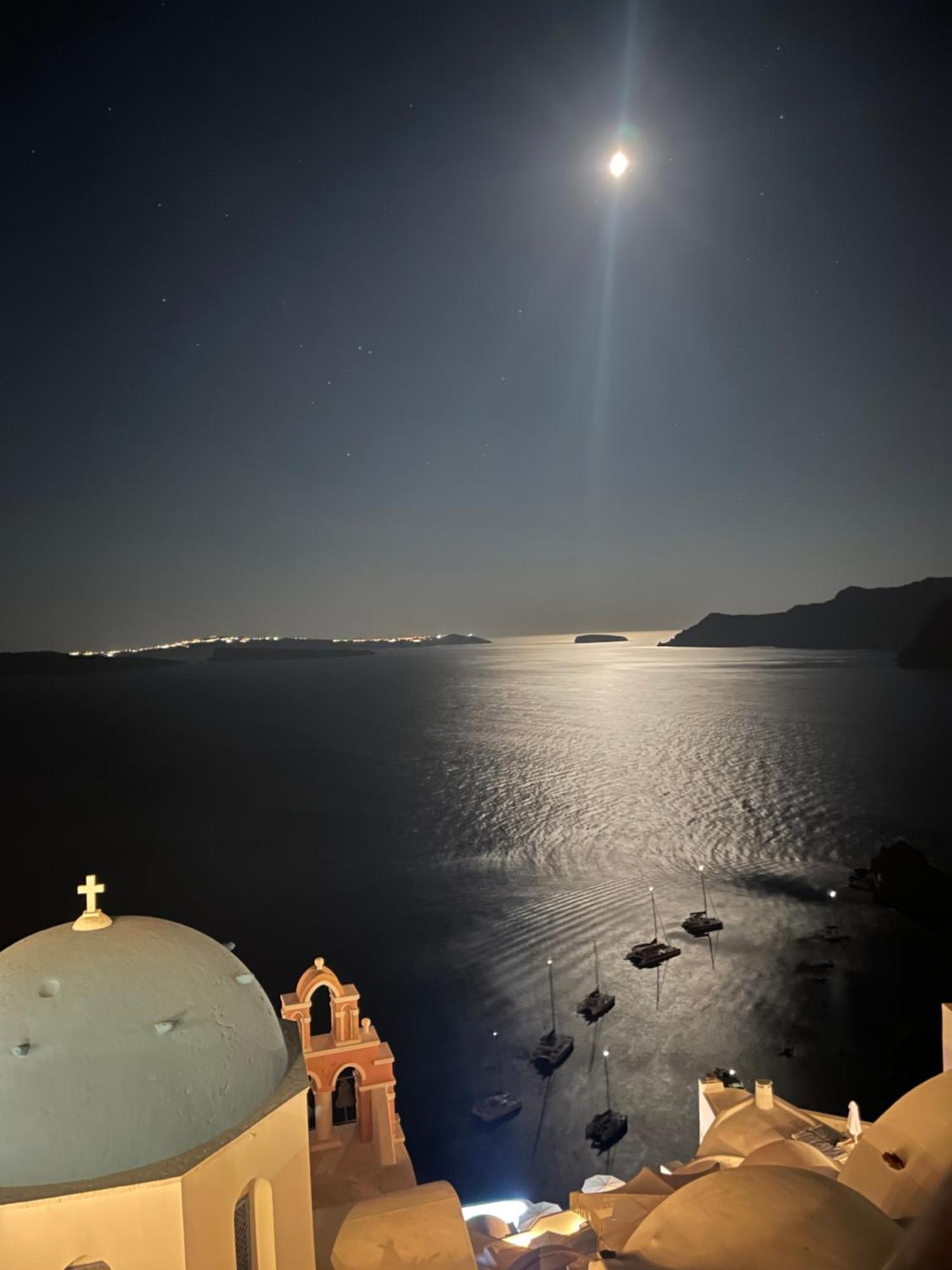 Bubble Suite Santorini Oía Zewnętrze zdjęcie